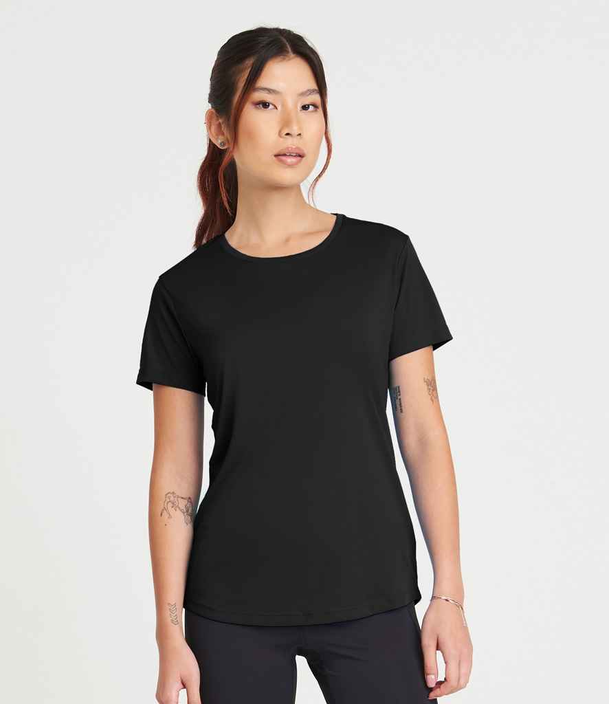 AWD Ladies Cool Smooth T-Shirt